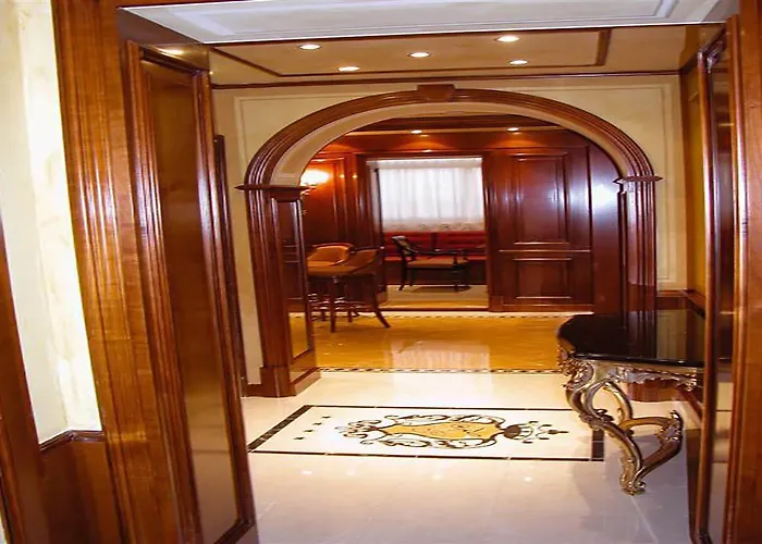 Champagne Palace 4* Rom