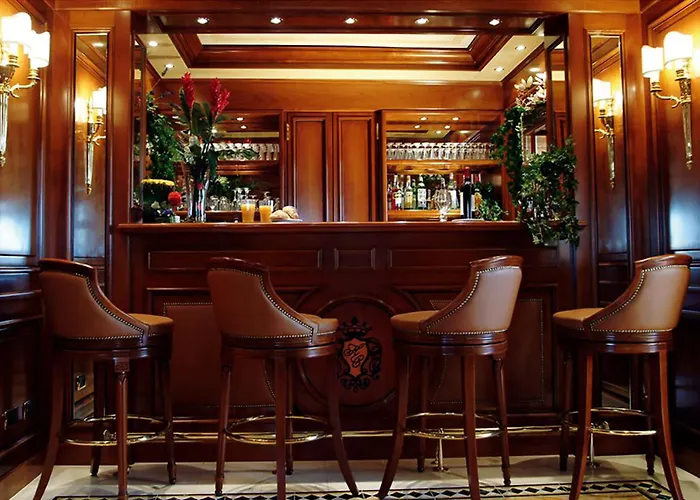 Hotel Champagne Palace