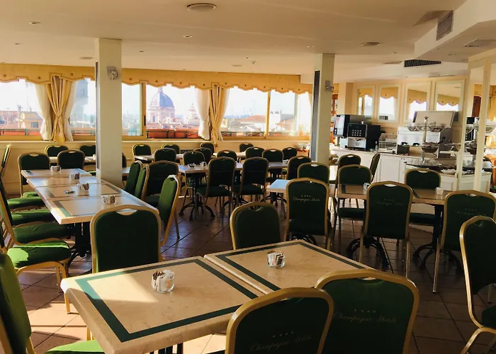 Champagne Palace 4* Rom