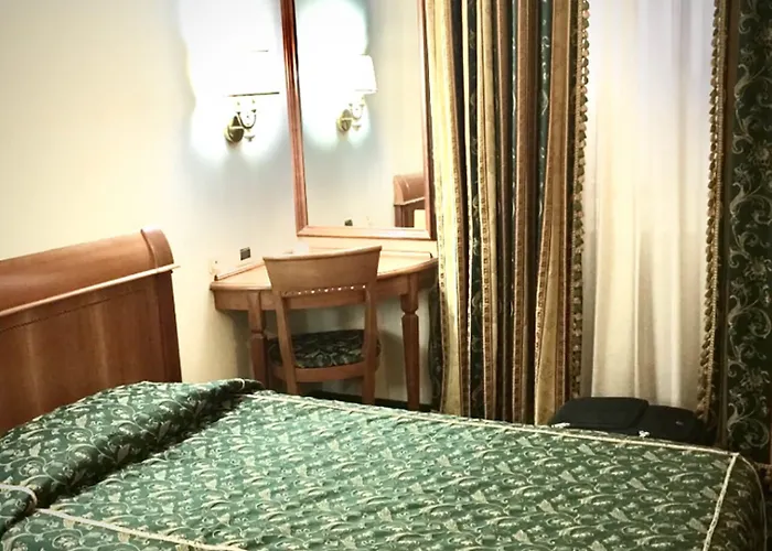 Champagne Palace 4* Rom