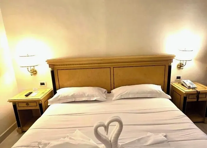 Champagne Palace 4*