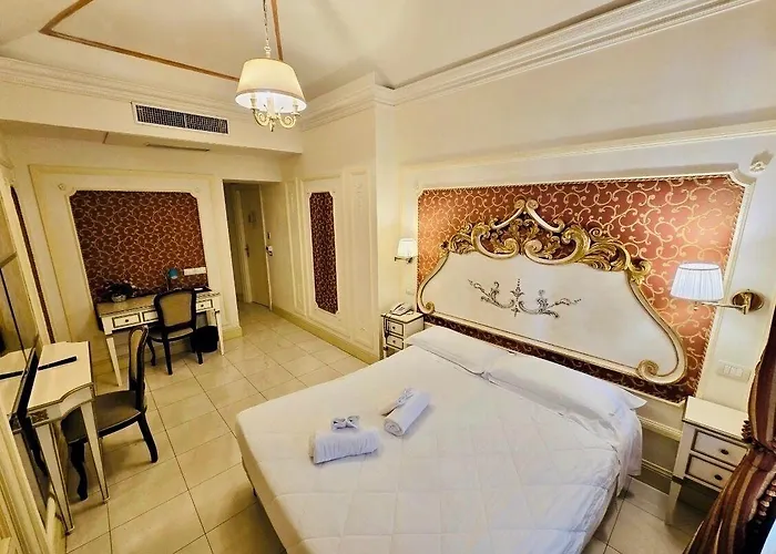 Champagne Palace Hotel