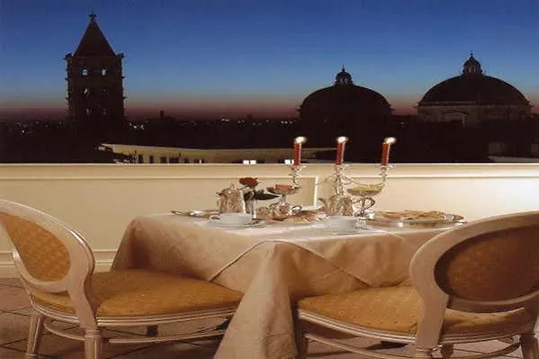 Hotel Champagne Palace 4*