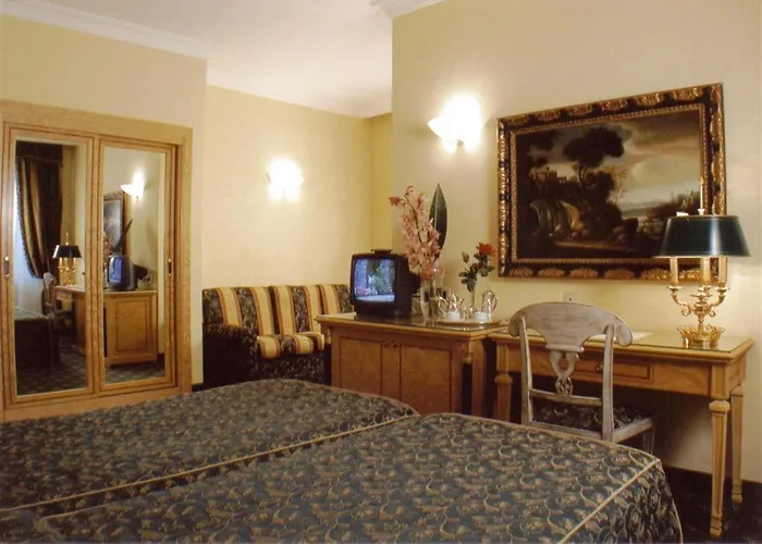 Hotel Champagne Palace